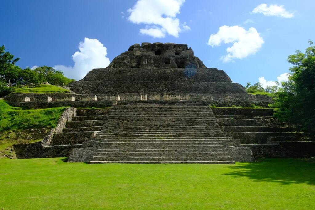 xunantich mayan ruins,xunantunich,xunantunich maya ruins