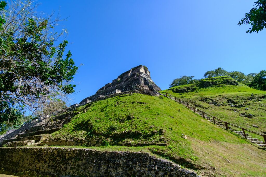 xunantich mayan ruins,xunantunich,xunantunich maya ruins