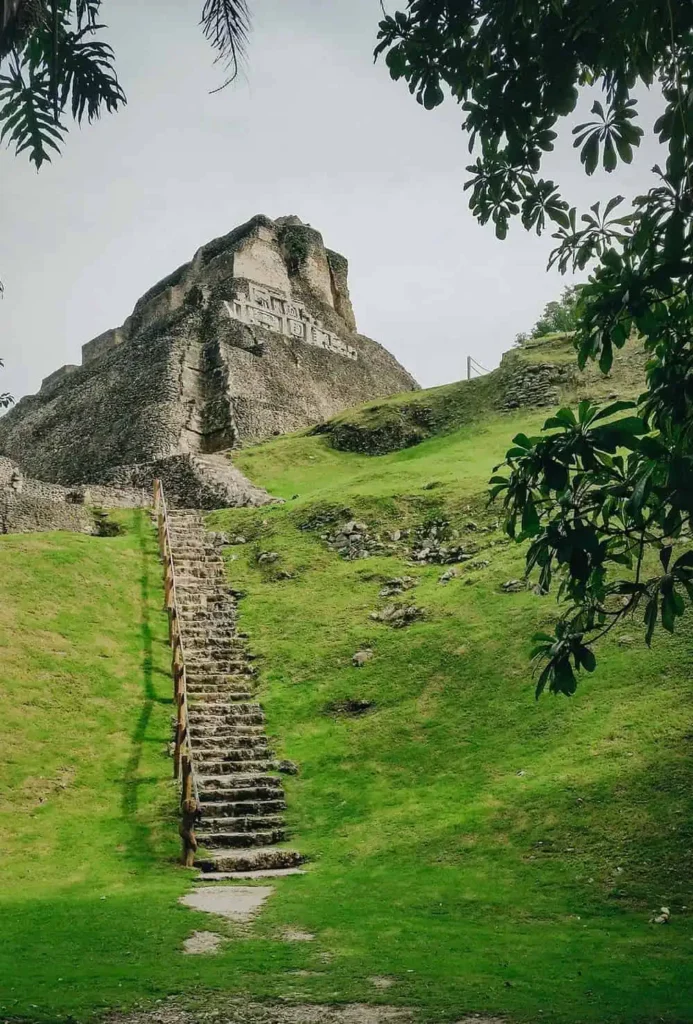 xunantich mayan ruins,xunantunich,xunantunich maya ruins