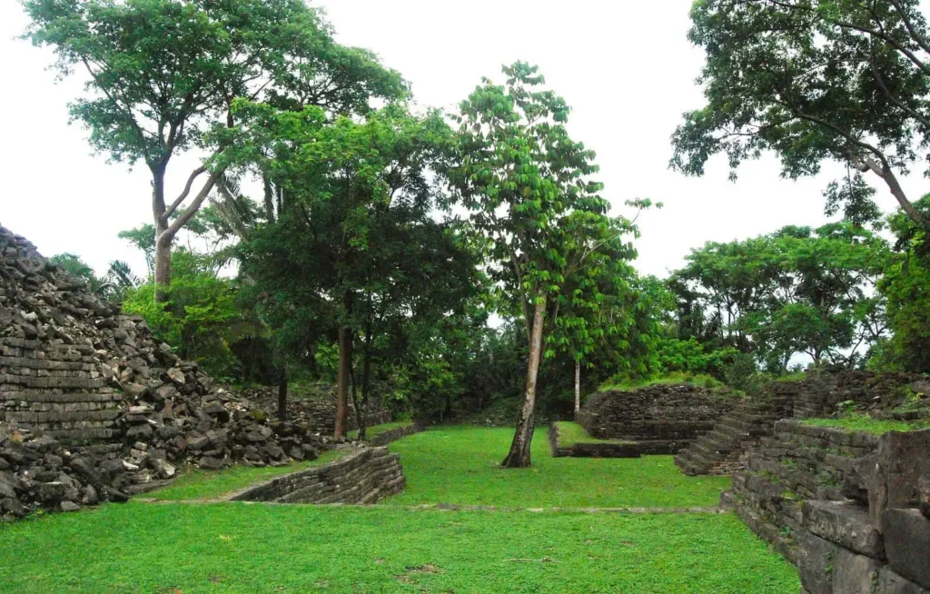 best belize mayan ruins lubaantun nour villas